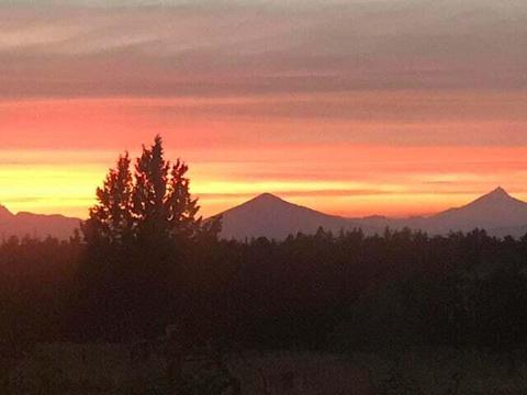 65329 Tweed Rd, Bend, OR 97703 photo 6