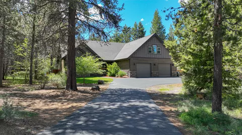 16507 Sprague Loop, La Pine, OR 97739