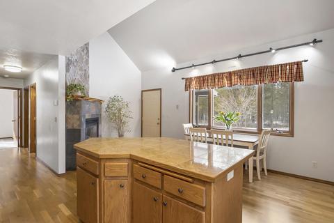 16563 Sprague Loop, La Pine, OR 97739 photo 12