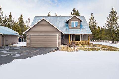 16563 Sprague Loop, La Pine, OR 97739 photo 3