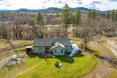 775 Trails End Ln, Eagle Point, OR 97524 photo 3