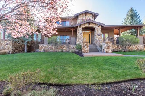 61454 Cultus Lake Ct, Bend, OR 97702