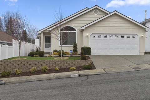 230 SE Independence Dr, Grants Pass, OR 97527