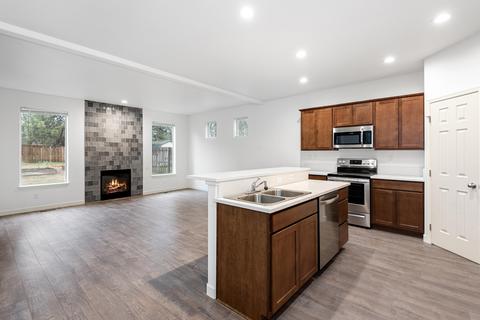 62033 Quail Run Pl, Bend, OR 97701 photo 3