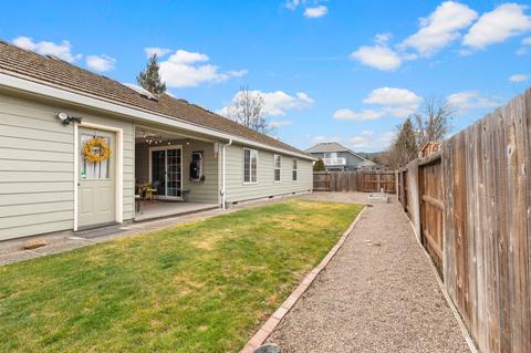 776 Mallory Ct, Central Point, OR 97502 photo 25
