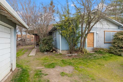 4375 Table Rock Rd, Central Point, OR 97502 photo 10