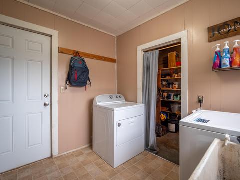 624 S Royal Ave, Eagle Point, OR 97524 photo 19