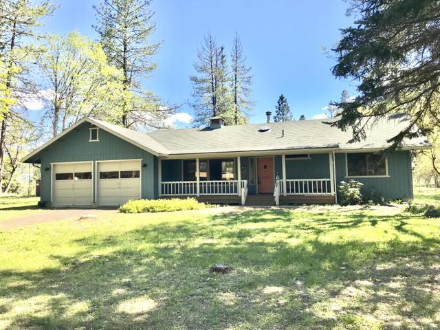 379 Latigo Ranch Rd, Williams, OR 97544