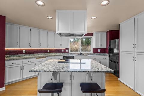 61147 Benham Rd, Bend, OR 97702 photo 10