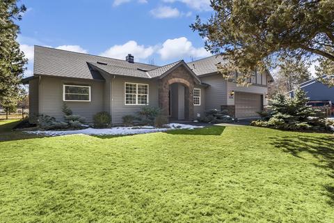 61346 Orion Dr, Bend, OR 97702 photo 1