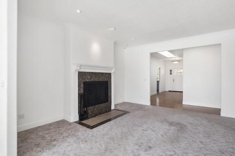 61346 Orion Dr, Bend, OR 97702 photo 8
