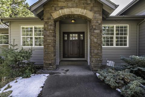 61346 Orion Dr, Bend, OR 97702 photo 3