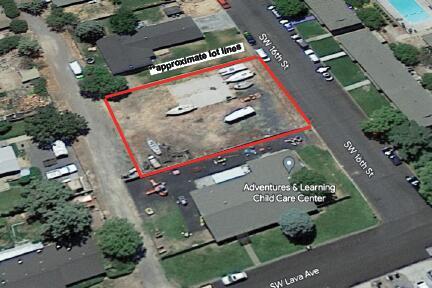 1222 SW 16th St, Redmond, OR 97756