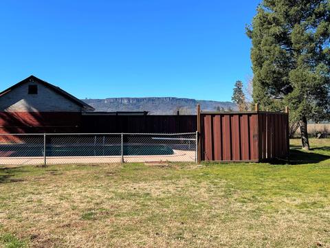9445 Table Rock Rd, Central Point, OR 97502 photo 19