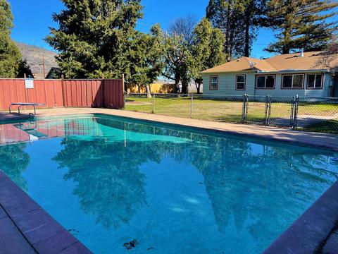 9445 Table Rock Rd, Central Point, OR 97502 photo 18