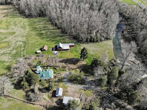 3351 Holland Loop Rd, Cave Junction, OR 97523 photo 8