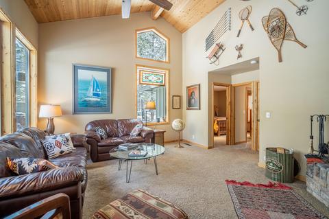 57729 Poplar Loop, Sunriver, OR 97707