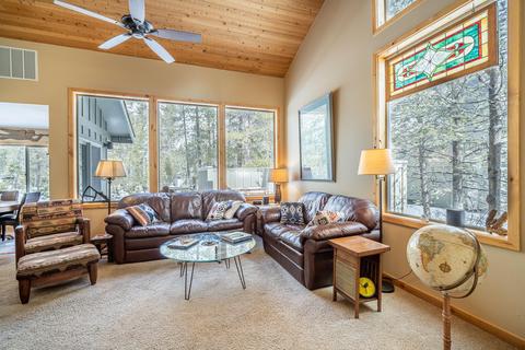 57729 Poplar Loop, Sunriver, OR 97707 photo 2