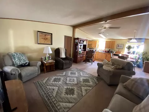 1515 NW Fir St #66, Redmond, OR 97756