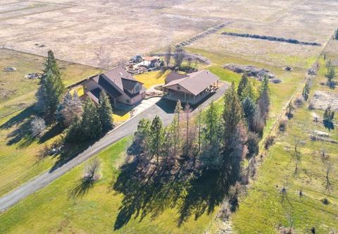 4166 Avenue H, White City, OR 97503