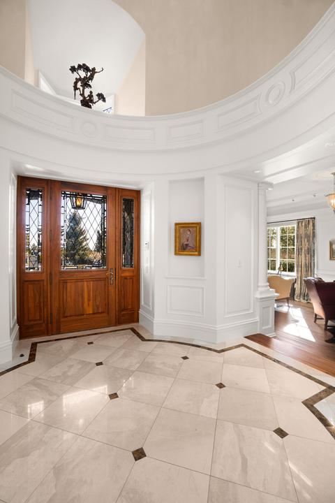 Entry Way - 18665 Macalpine Loop, Bend, OR 97702 photo 2 of 13
