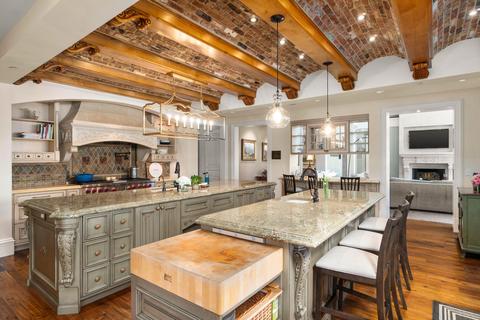 Kitchen - 18665 Macalpine Loop, Bend, OR 97702 photo 1 of 9