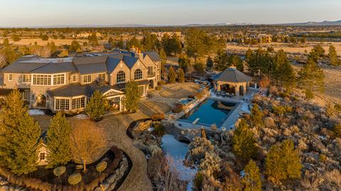 View/Area - 18665 Macalpine Loop, Bend, OR 97702 photo 2 of 5