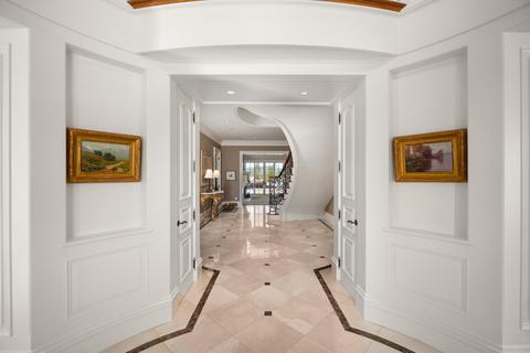 Entry Way - 18665 Macalpine Loop, Bend, OR 97702 photo 1 of 13