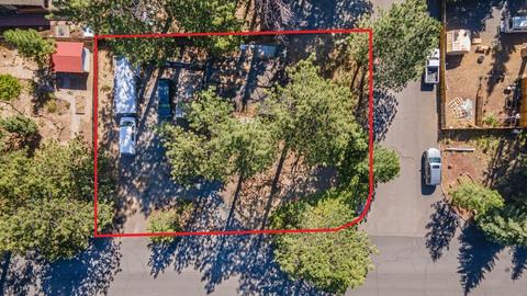 19916 Pine Cone Dr, Bend, OR 97702