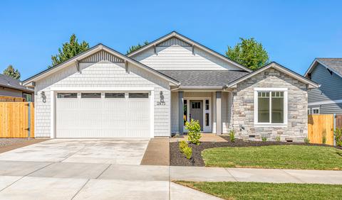 2875 Caldera Ln, Medford, OR 97504