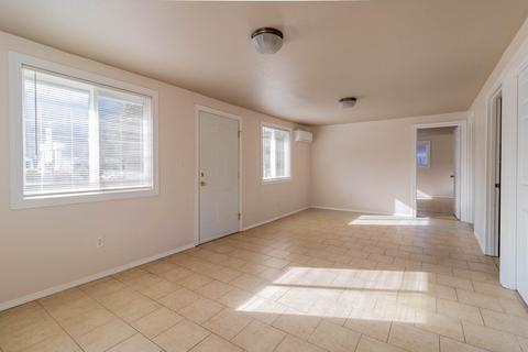 616 Pine St, Rogue River, OR 97537 photo 5