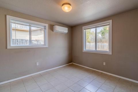 616 Pine St, Rogue River, OR 97537 photo 9