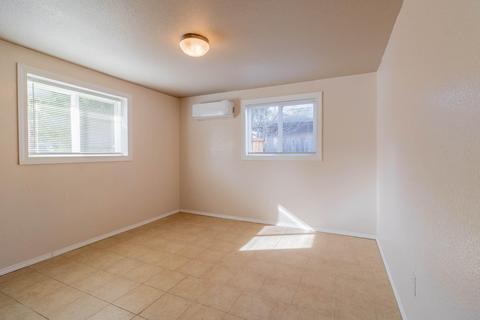 616 Pine St, Rogue River, OR 97537 photo 8