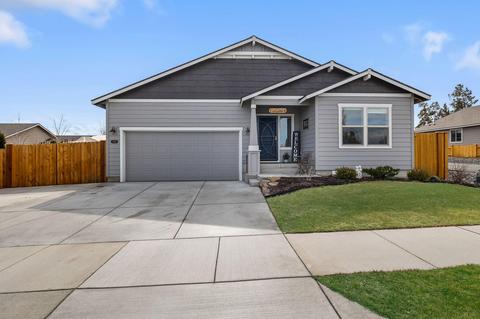 2552 SW Metolius Ave, Redmond, OR 97756