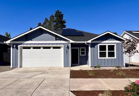 347 Randy St, Ashland, OR 97520