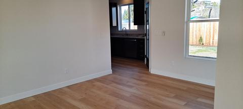 236 Samuel Lane Loop Rd, Phoenix, OR 97535 photo 9