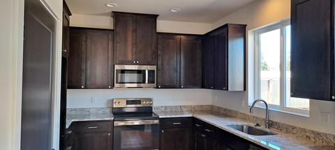 236 Samuel Lane Loop Rd, Phoenix, OR 97535 photo 11