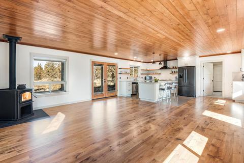 18359 Pinehurst Rd, Bend, OR 97703 photo 7