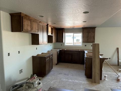 706 Nottingham Ter, Eagle Point, OR 97524