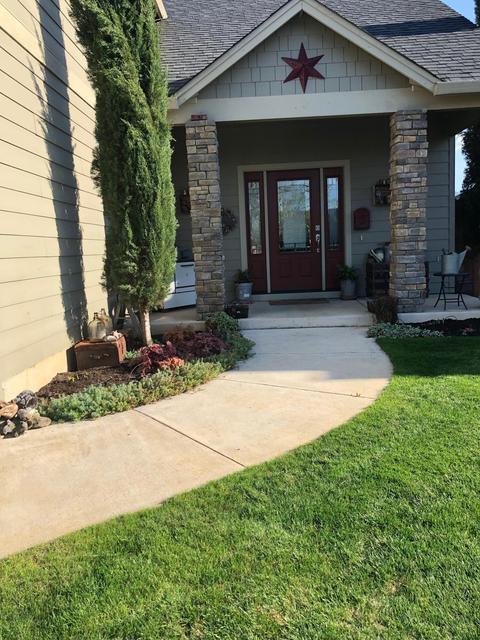 1371 Kime Dr, Medford, OR 97501