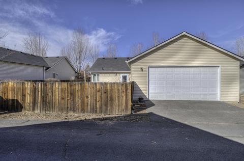20671 Daisy Ln, Bend, OR 97702 photo 8