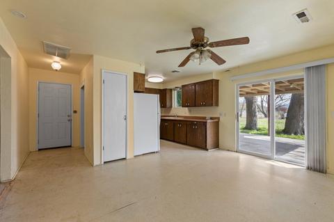 5621 Mcloughlin Dr, Central Point, OR 97502 photo 10
