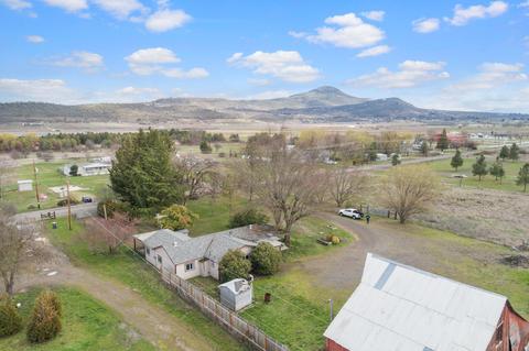 5621 Mcloughlin Dr, Central Point, OR 97502 photo 6