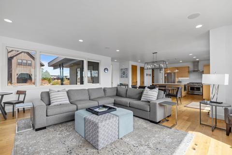 19247 Solomon Dr, Bend, OR 97702 photo 11