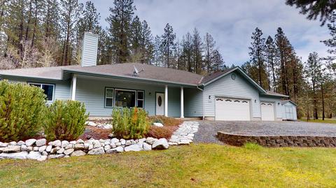 1020 Placer Rd, Wolf Creek, OR 97497