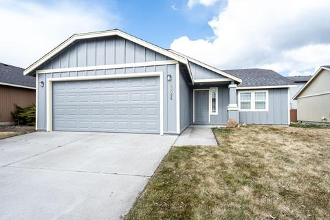 20084 Mount Hope Ln, Bend, OR 97702