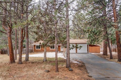 61131 Echo Hollow Rd, Bend, OR 97702 photo 3