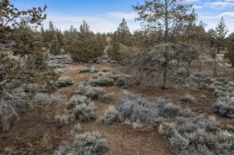 65159 85th Pl, Bend, OR 97703 photo 2