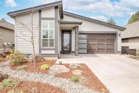 3151 NW Hidden Ridge Dr, Bend, OR 97703