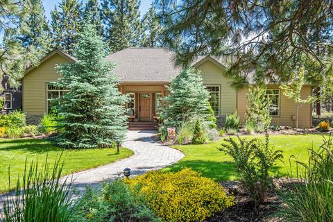 1117 E Creekside Ct, Sisters, OR 97759